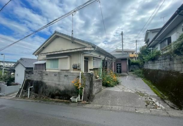 Land for Sale in Nishi Sakamoto-cho, Kagoshima City - Thumbnail 2