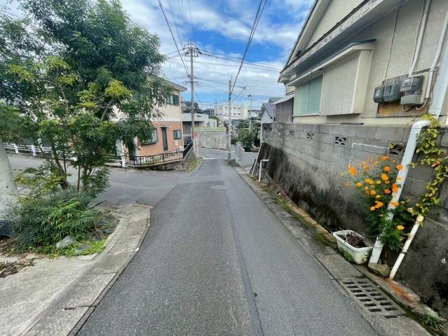 Land for Sale in Nishi Sakamoto-cho, Kagoshima City - Thumbnail 3