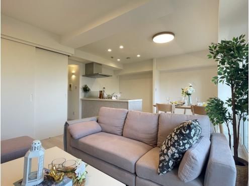 2LDK Apartment for Sale in Yokohama Kanagawa Ward 63.54m2 - Thumbnail 3