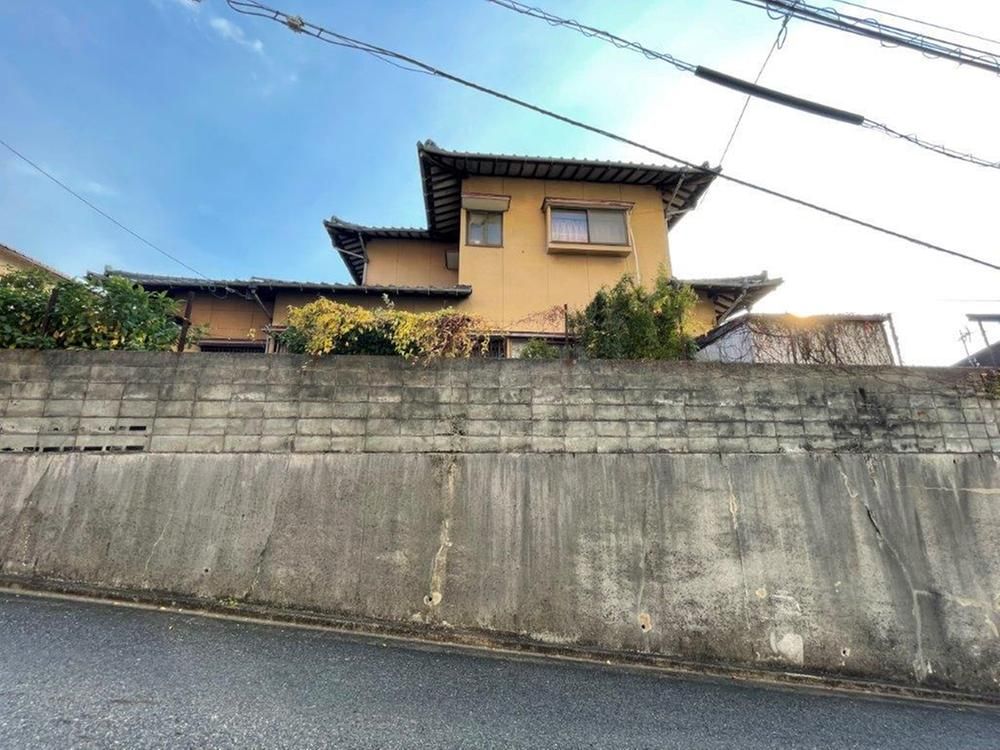 5LDK Detached House for Sale in Tobata Ward, Kitakyushu - Thumbnail 4