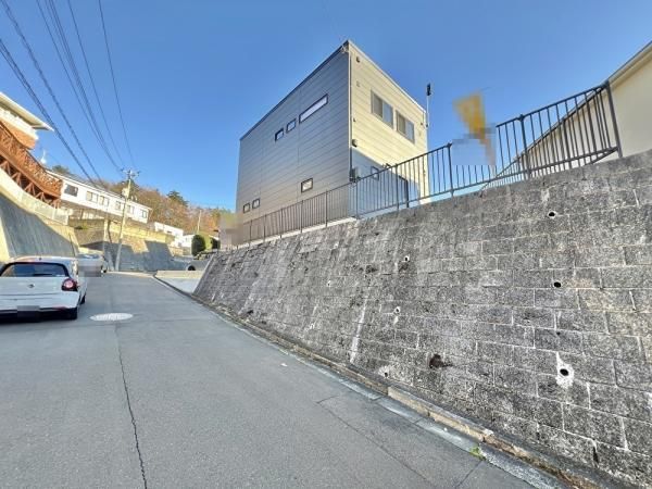 2022-Built 3LDK House with Wood Deck in Sendai's Taihaku-ku - Thumbnail 4