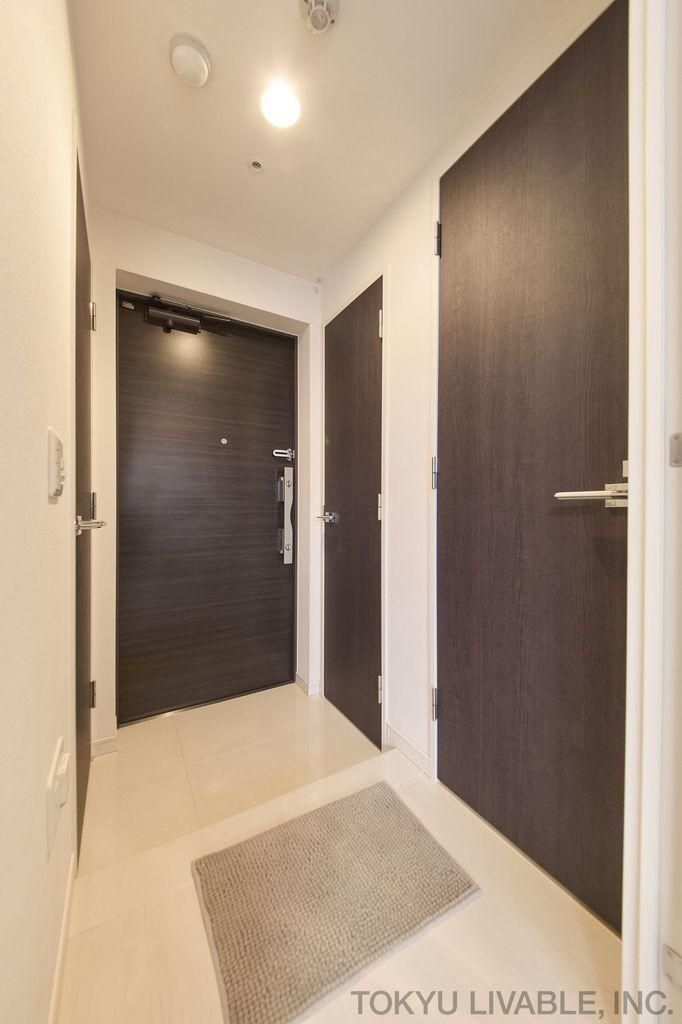 1LDK Apartment for Sale in Nishi-ku, Yokohama - Thumbnail 3