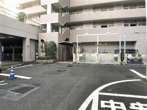 Top-Floor 3LDK Apartment in Kita-Sendai, Sendai City, 147m2 - Thumbnail 4