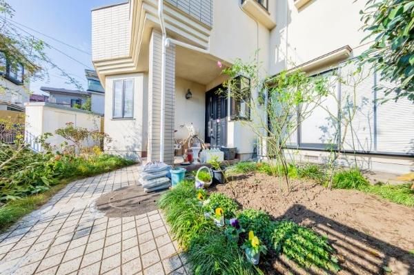 4LDK House for Sale in Akishima, Tokyo - 90m2 - Thumbnail 2