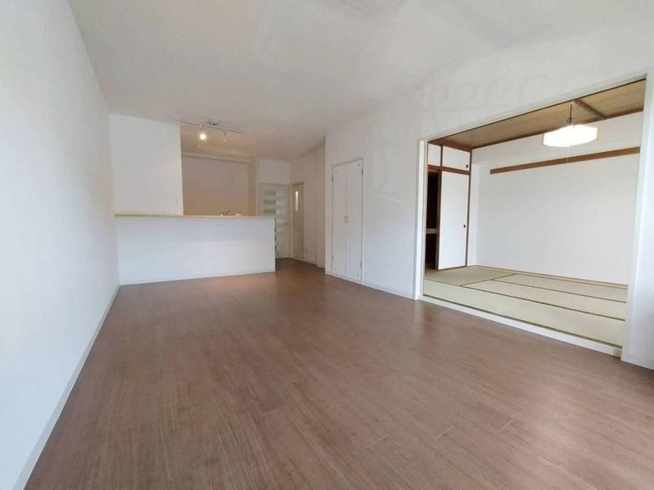 Renovated 3LDK Apartment in Minami-ku, Sapporo - Thumbnail 4