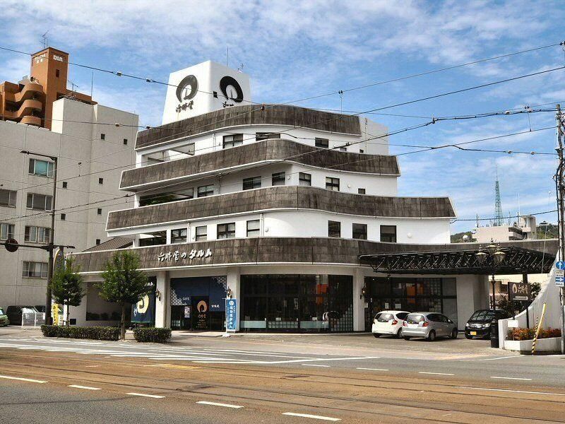 2LDK Apartment for Sale in Matsuyama, Ehime - Thumbnail 3