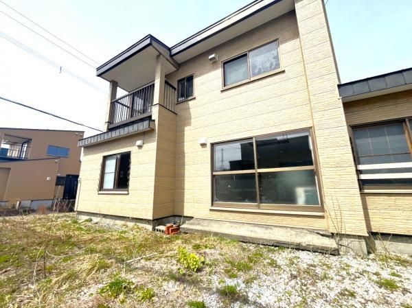 4LDK House for Sale in Bunkyodai Minami-machi, Ebetsu, Hokkaido - Thumbnail 2