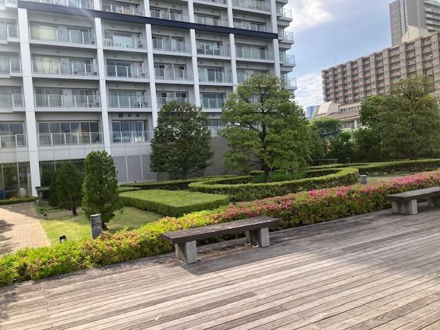 2LDK Apartment for Sale in Minato, Tokyo - Baycrest Tower - Thumbnail 3