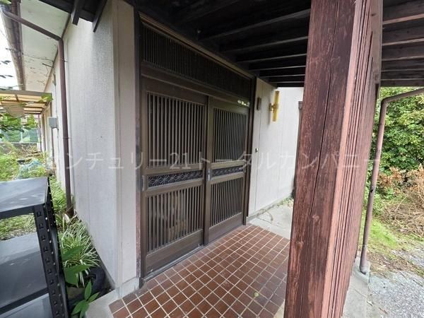 5DK House for Sale in Takasu-cho, Miyazaki City, 101.87 sqm - Thumbnail 3