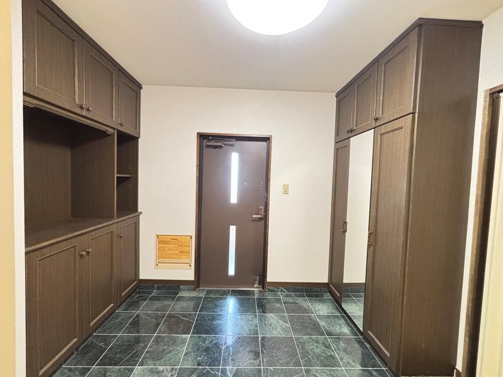 3LDK Apartment for Sale in Miyazaki City - 177m2 - Thumbnail 2