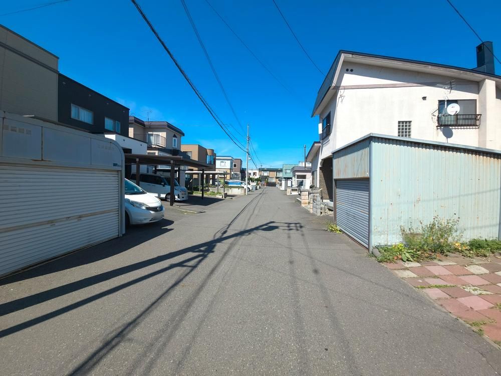 Land for Sale in Higashi-ku, Sapporo - 141.66 sqm Corner Plot - Thumbnail 4