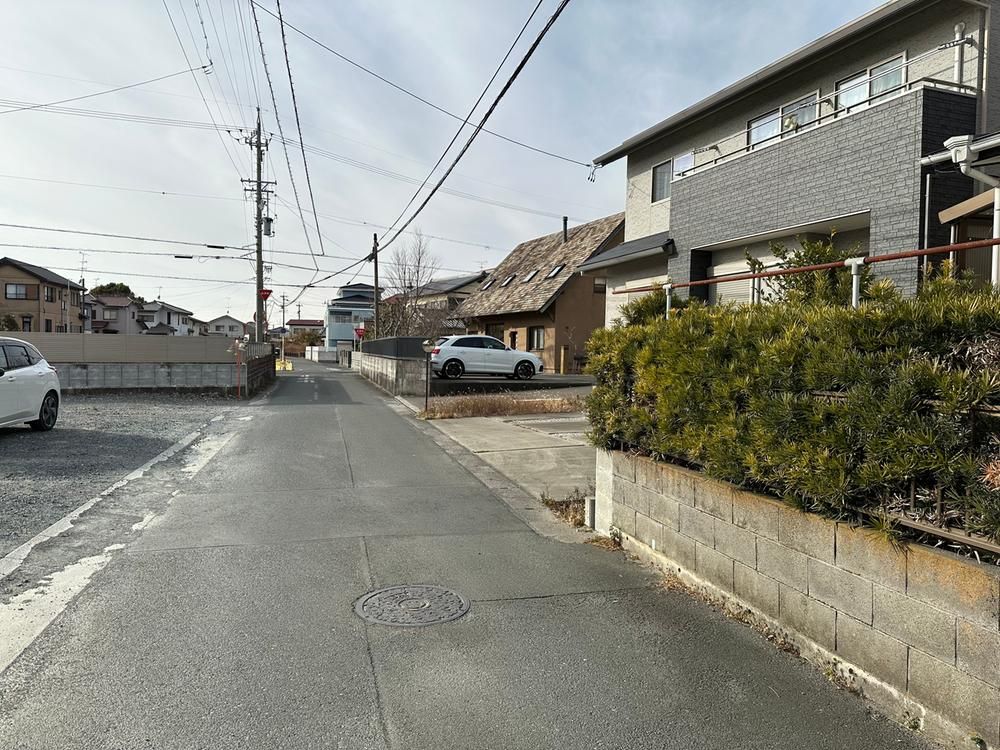 4LDK+2S House for Sale in Hamana-ku, Hamamatsu with Solar Power - Thumbnail 3