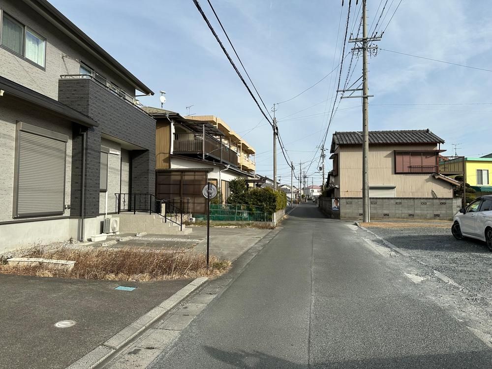 4LDK+2S House for Sale in Hamana-ku, Hamamatsu with Solar Power - Thumbnail 2