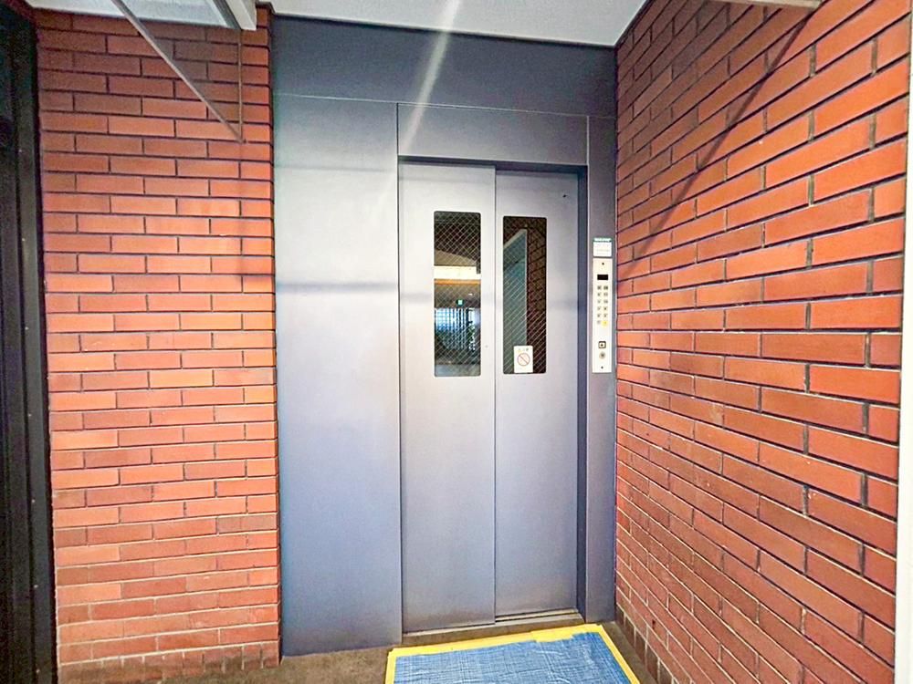 Renovated 3LDK Apartment in Sendai, Miyagi - Thumbnail 2