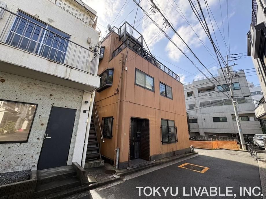 Land for Sale in Motomachi, Yokohama 52.96m² Corner Lot - Thumbnail 3