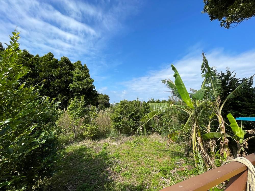 411 Tsubo Land Plot for Sale in Sesoko, Motobu, Okinawa - Thumbnail 2
