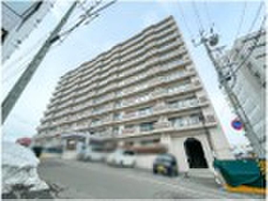 Renovated 3LDK Apartment for Sale in Sapporo Shiroishi - Thumbnail 3