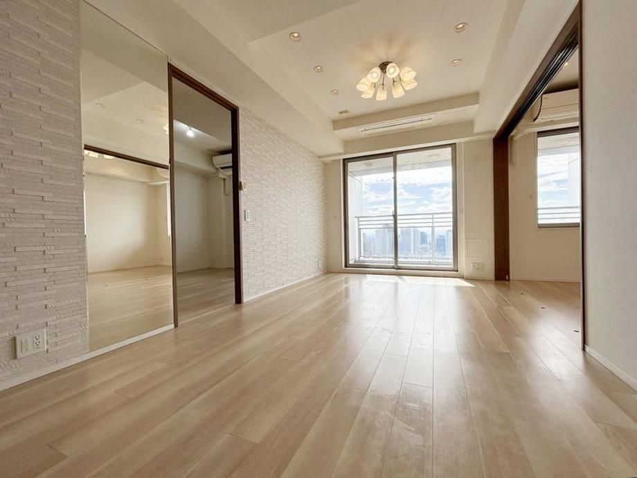 3LDK Apartment for Sale in Shinjuku, Tokyo – 75.74m² - Thumbnail 4