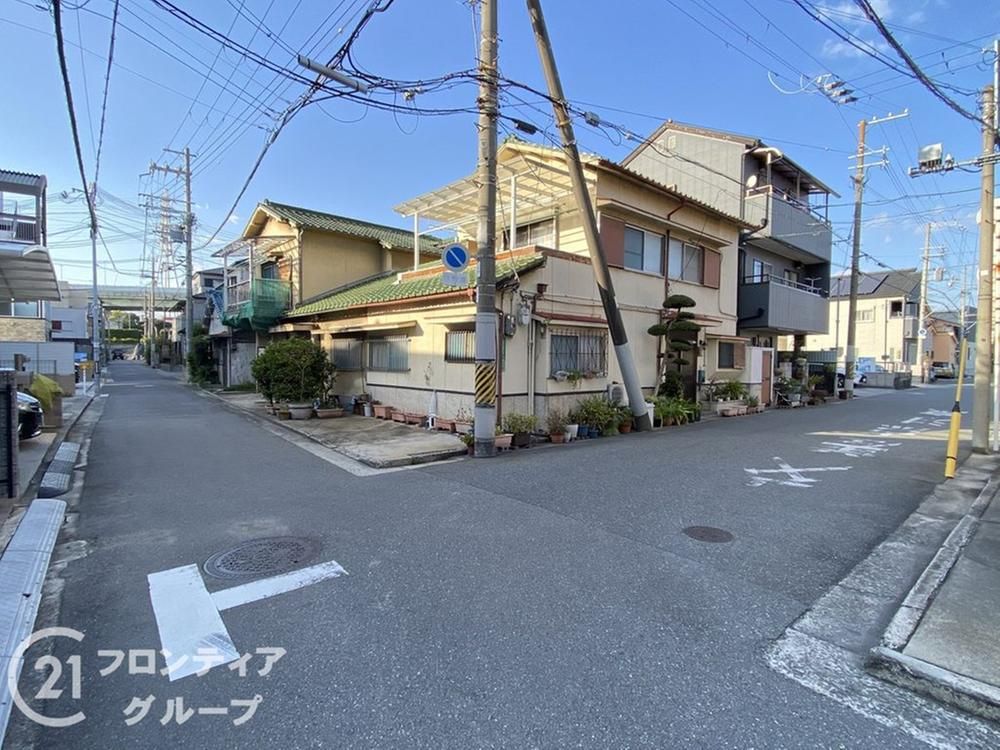 3LDK House for Sale Near Ishizugawa Station in Osaka - Thumbnail 2