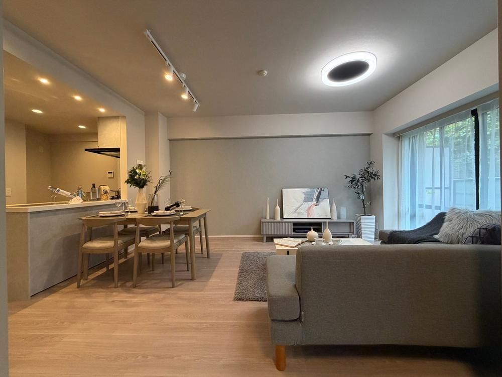 Renovated 3LDK Apartment in Kawasaki Takatsu Ward for Sale - Thumbnail 4