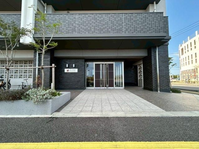 New 2LDK Apartment for Sale in Yonabaru, Okinawa - 70.53m2 - Thumbnail 3