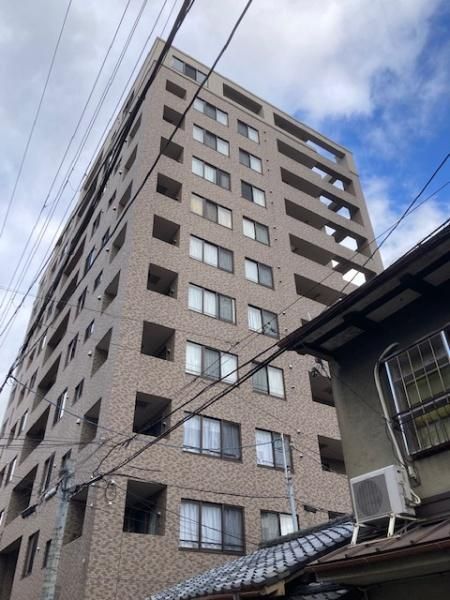 Legal Kyoto Nijojo Higashi 1LDK Apartment for Sale in Kyoto - Thumbnail 4