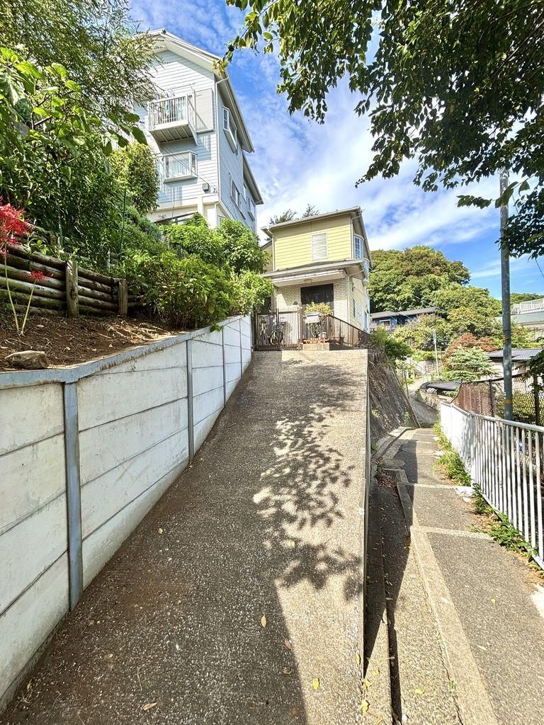 4DK Detached House in Naka-ku, Yokohama with Bay View - Thumbnail 3