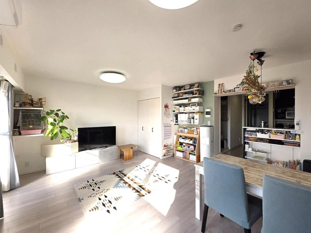 Renovated 2LDK Apartment near Chuo-Rinkan Station, Yamato City - Thumbnail 4