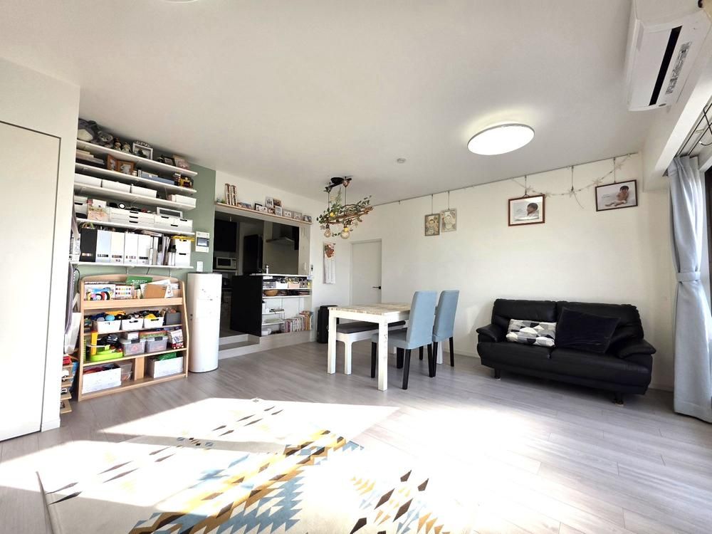 Renovated 2LDK Apartment near Chuo-Rinkan Station, Yamato City - Thumbnail 3