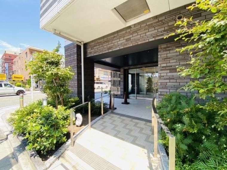 2LDK Apartment in Yamato City, Kanagawa - 55.65 sqm - Thumbnail 2