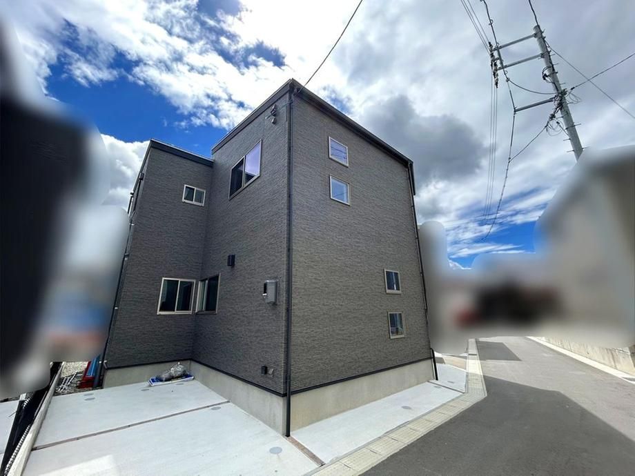 New 3LDK House in Kumano Town, Hiroshima - 106.61 sqm - Thumbnail 2