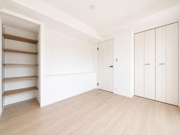 Renovated 2LDK Apartment in Minami-ku, Yokohama - 55m2 - Thumbnail 4