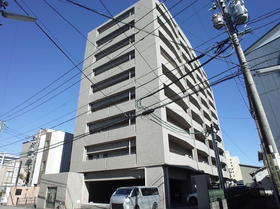 Renovated 4LDK Apartment in Miyazaki City, Miyazaki Prefecture - Thumbnail 3