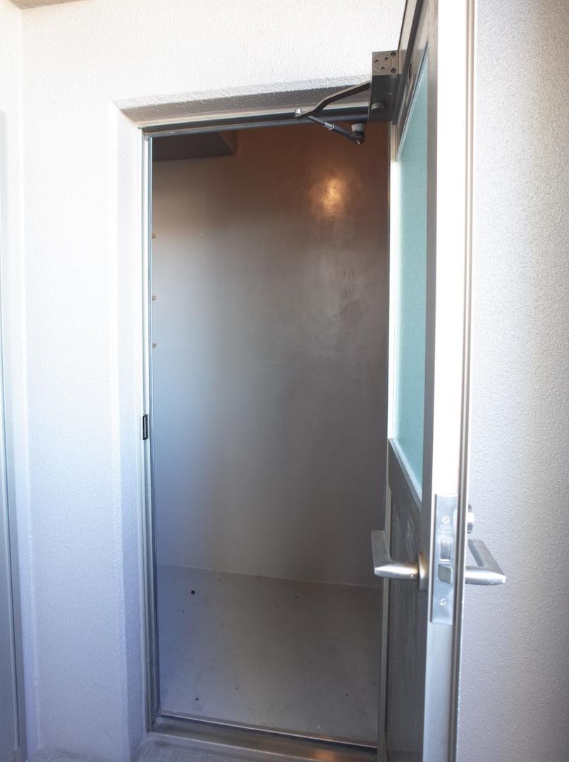 Renovated 4LDK Apartment in Miyazaki City, Miyazaki Prefecture - Thumbnail 4