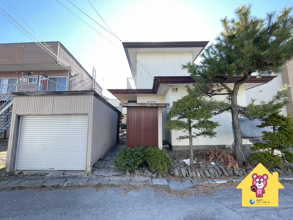 4LDK Detached House for Sale in Higashiyama, Hakodate, Hokkaido - Thumbnail 2