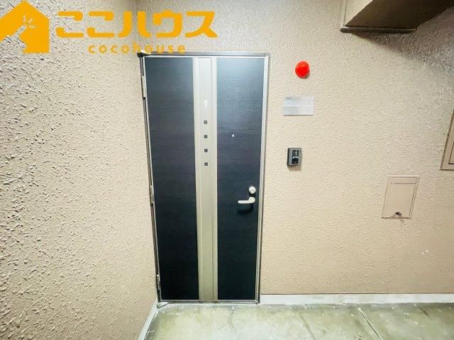 Renovated 1LDK Apartment in Naha, Okinawa for Sale - Thumbnail 3