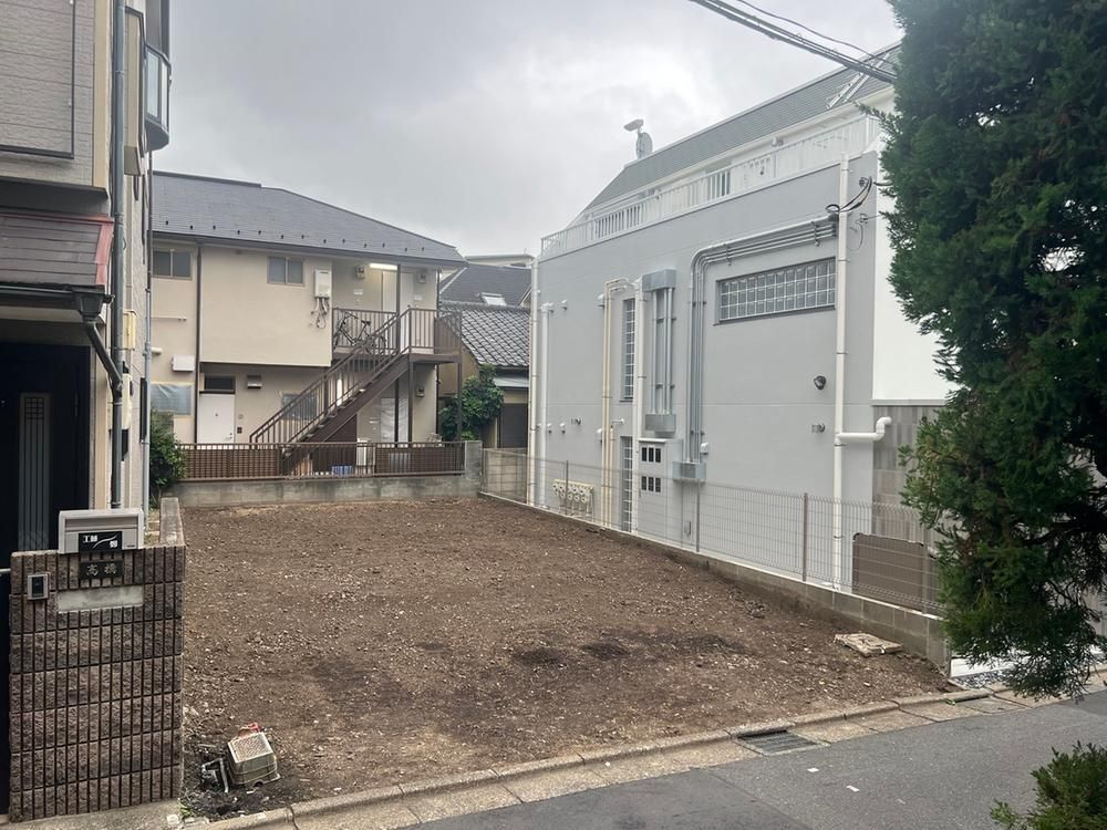 79.98m2 Land for Sale in Meguro, Tokyo near Meguro Station - Thumbnail 3