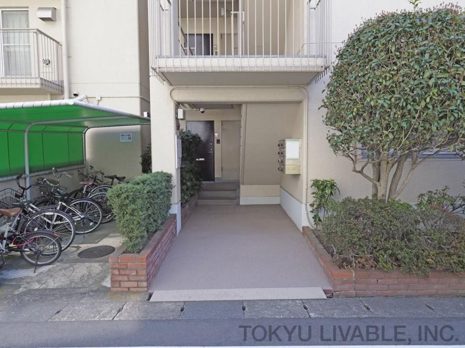 3LDK Apartment for Sale in Miyazawa, Kawasaki - 84m2 - Thumbnail 3