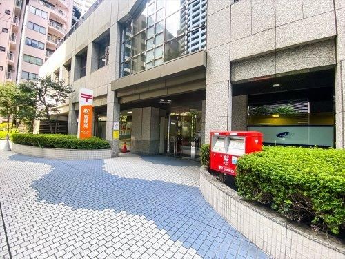 Park Tower Nishi-Shinjuku 2LDK Apartment for Sale in Shinjuku - Thumbnail 2