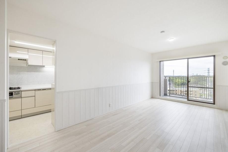 3LDK+S Apartment for Sale in Miyamae Ward, Kawasaki - Thumbnail 2