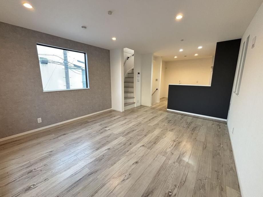 3LDK Detached House for Sale in Nakano, Tokyo - 71.68 sqm - Thumbnail 3