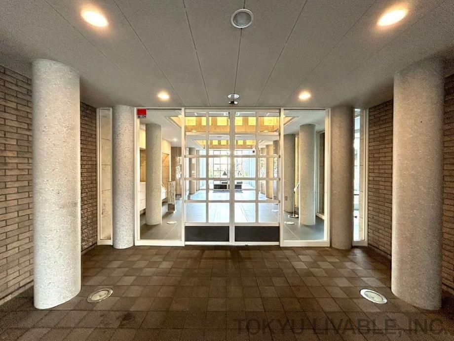 3LDK Apartment for Sale in Aoba-ku, Sendai, Miyagi - Thumbnail 4
