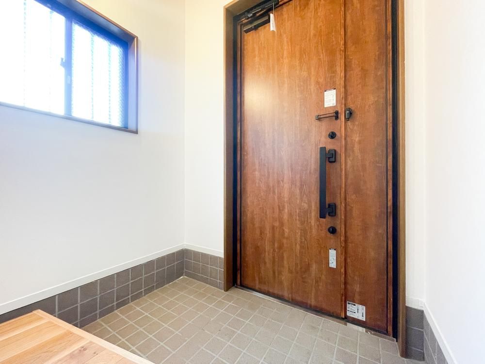 Renovated 2LDK House Near Higashi-Ome Station, Tokyo - Thumbnail 4