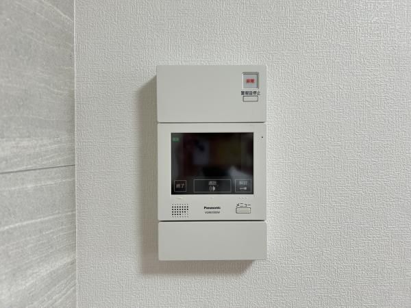 Renovated 3LDK+S Apartment in Sendai, Miyagi - Thumbnail 3