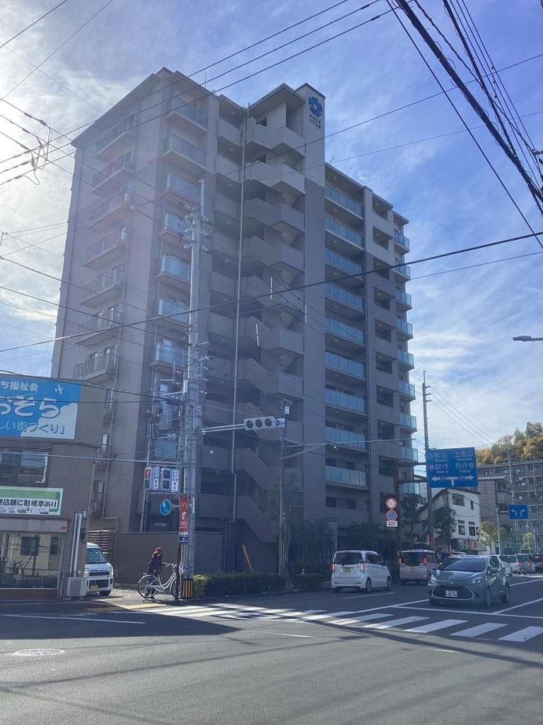 2LDK Apartment for Sale in Kochi City, Kochi Prefecture - Thumbnail 2