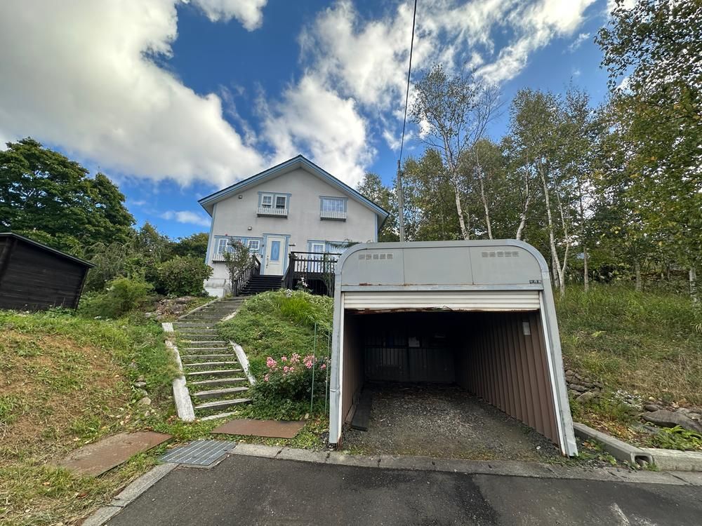 2LDK House for Sale in Iwanai-cho, Hokkaido - 121.72m2 - Image 1
