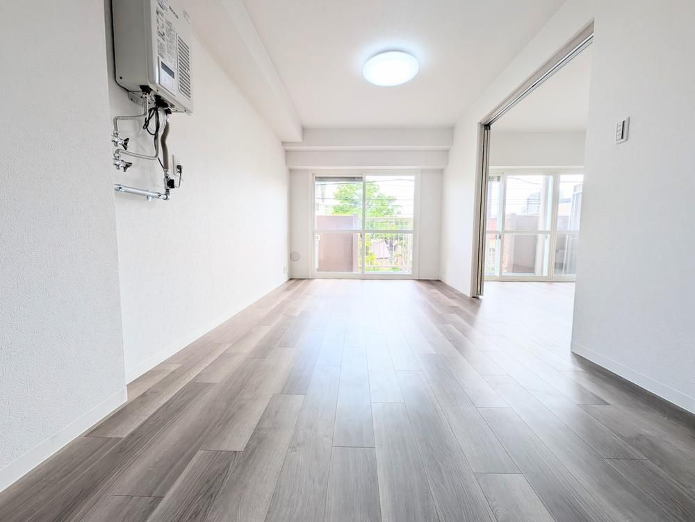Renovated 2LDK Apartment for Sale in Chuo Ward Sapporo - Thumbnail 4