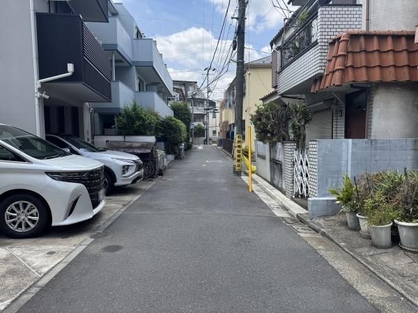 2LDK+S House for Sale in Nakano, Tokyo - 80.67 sqm - Thumbnail 2
