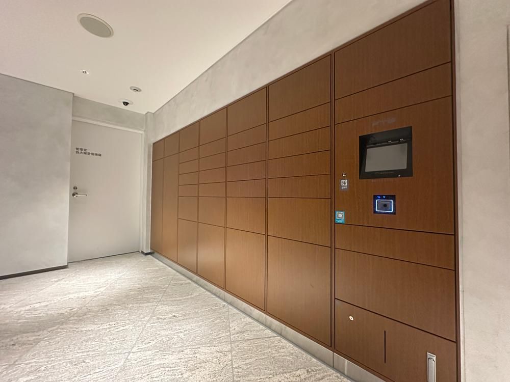 3LDK Luxury Apartment in Harumi Flag, Chuo-ku, Tokyo - Thumbnail 3