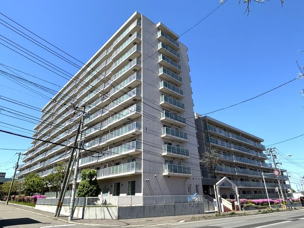 3LDK Apartment for Sale in Teine, Sapporo - 85 sqm - Thumbnail 2